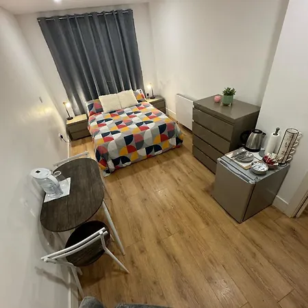 King Azim Court Apartamento Londres Exterior foto